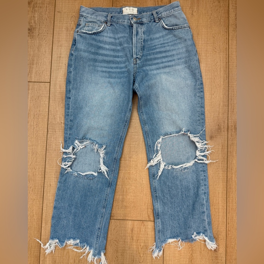 Distressed we the free Blue Jeans